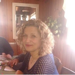 Meet your Posher, Lina